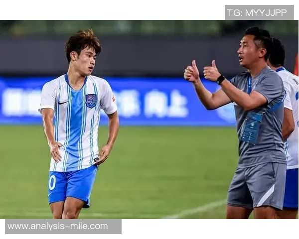 韩国荣足球的崛起与发展探索以及对未来的展望与影响分析